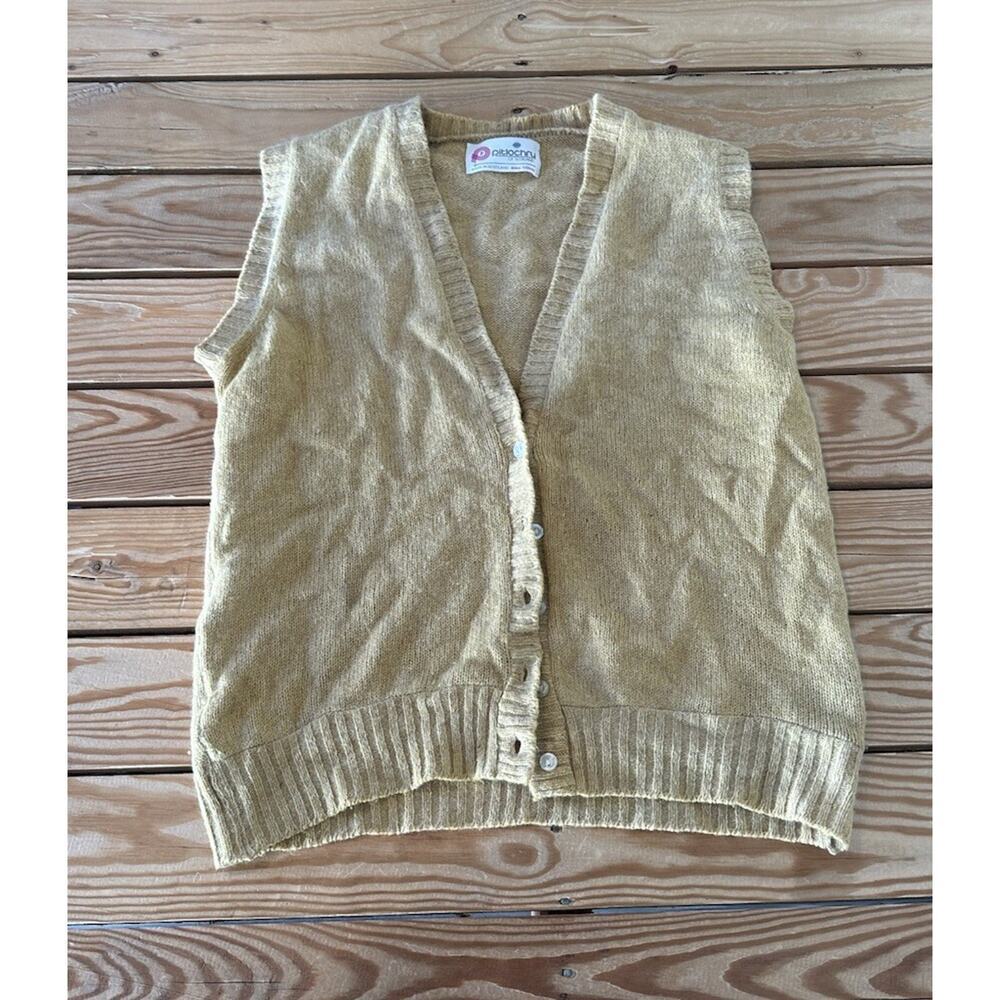 Pitlochry Of Scotland Vintage Wool Vest Sweater Size Large Yellow Button Front